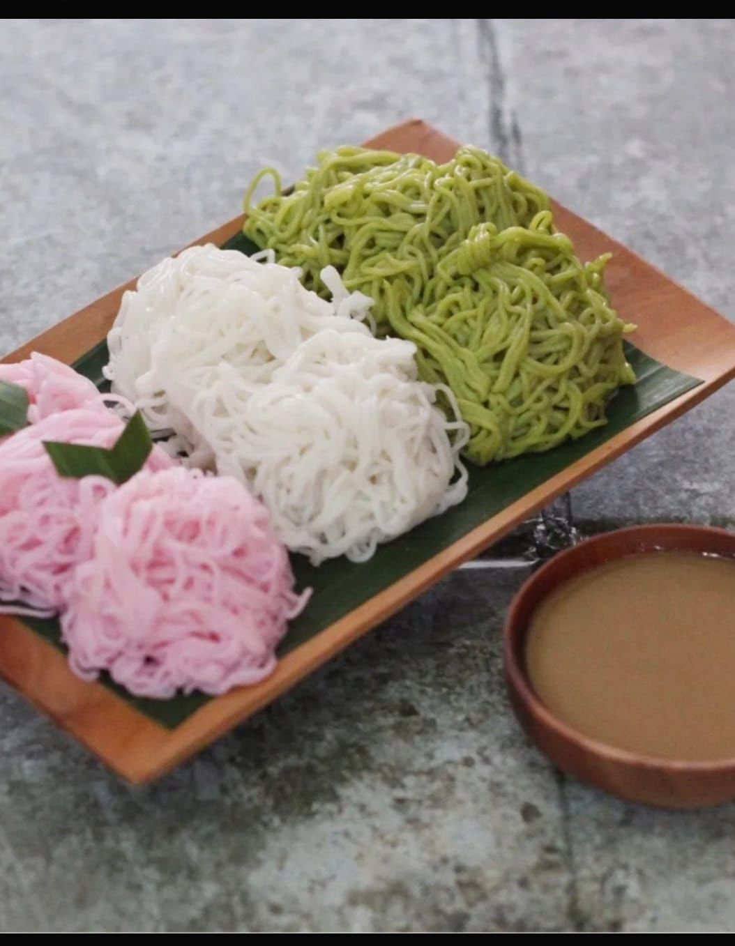 Kue Putu Mayang with Durian Sauce