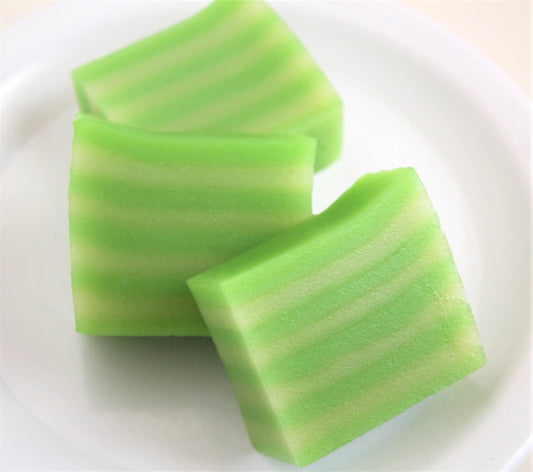 Pandan Coconut Mochi Layer (4 slices)