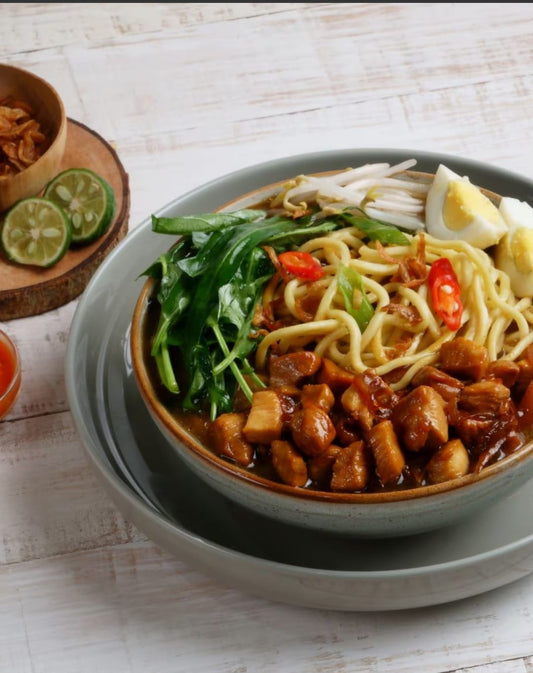 Bakmi Kangkung Special – with Minced Meat & Mushrooms
