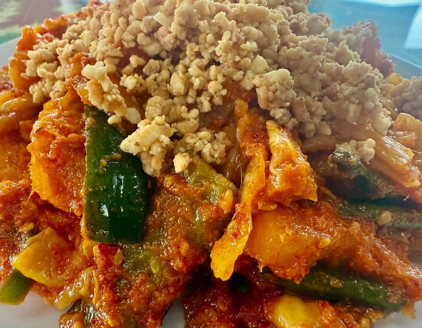 Nyonya Acar Awak (Nyonya Spicy Mixed Vegetable Pickle)