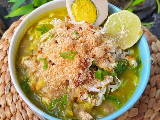 Soto Ayam Lamongan/ Indonesian Chicken Soup